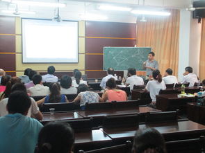 新加坡南洋理工大學董峰明副教授 廈門大學博士生導師張蓮珠教授和金賢安教授應邀來我院講學